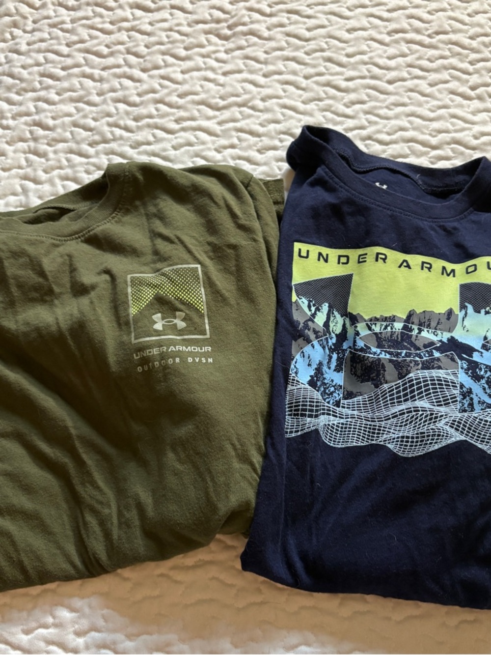 Two Under Armour Graphic T-Shirts - Olive Green & Navy ⛰️ Youth Large